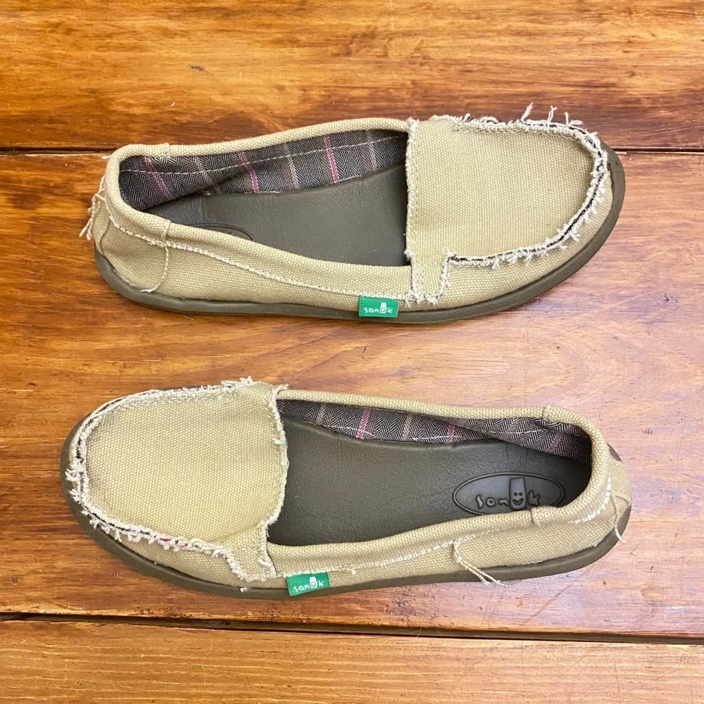 Sanuk Women's Size‎ 6 Tan Shoes Casual Canvas Slip On Comfort - Picture 6 of 7